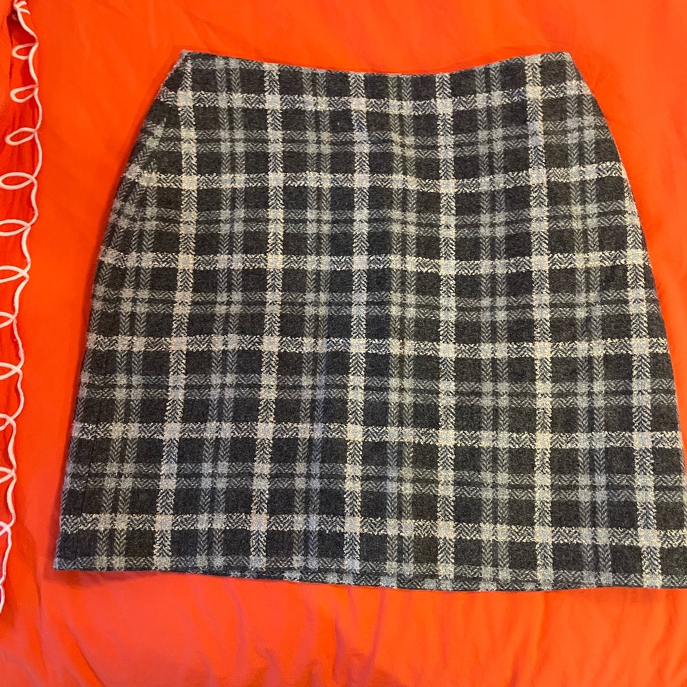 Ann Taylor Gray, Blue and White A-Line Skirt